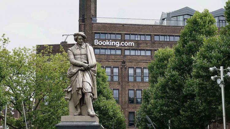 Spirit Legal Rechtsanwälte: Informationen für Betroffene: Klagen von Hotels auf Rückgewähr zu Unrecht gezahlter Provisionen gegen booking.com und andere OTAs